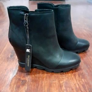 Women's SOREL Joanie Uptown Bootie Size 8.5